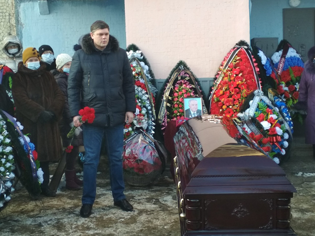 Умершие 1 мая. Похороны Фатюшина.